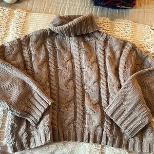 Chunky knit sweater large